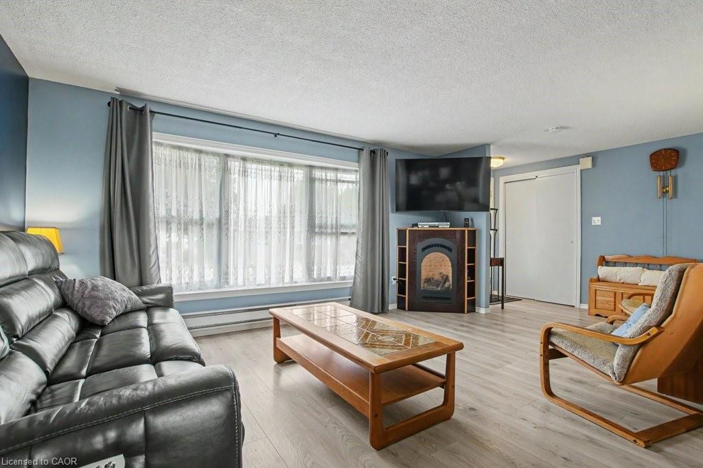 51 Schade Street Property Photo 8