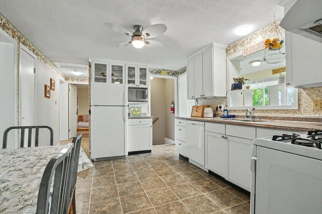 51 Schade Street Property Photo 13