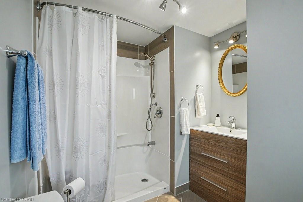 51 Schade Street Property Photo 23