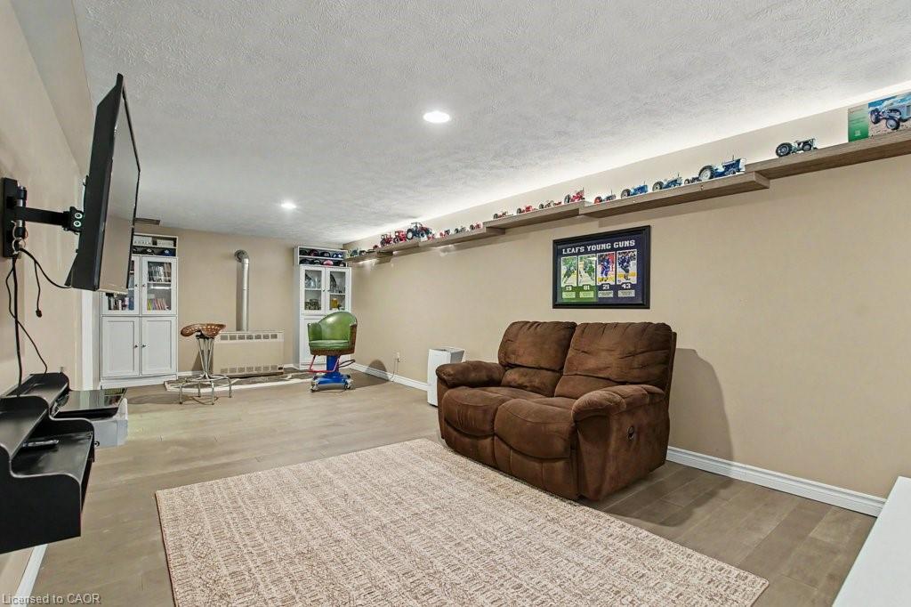 51 Schade Street Property Photo 26
