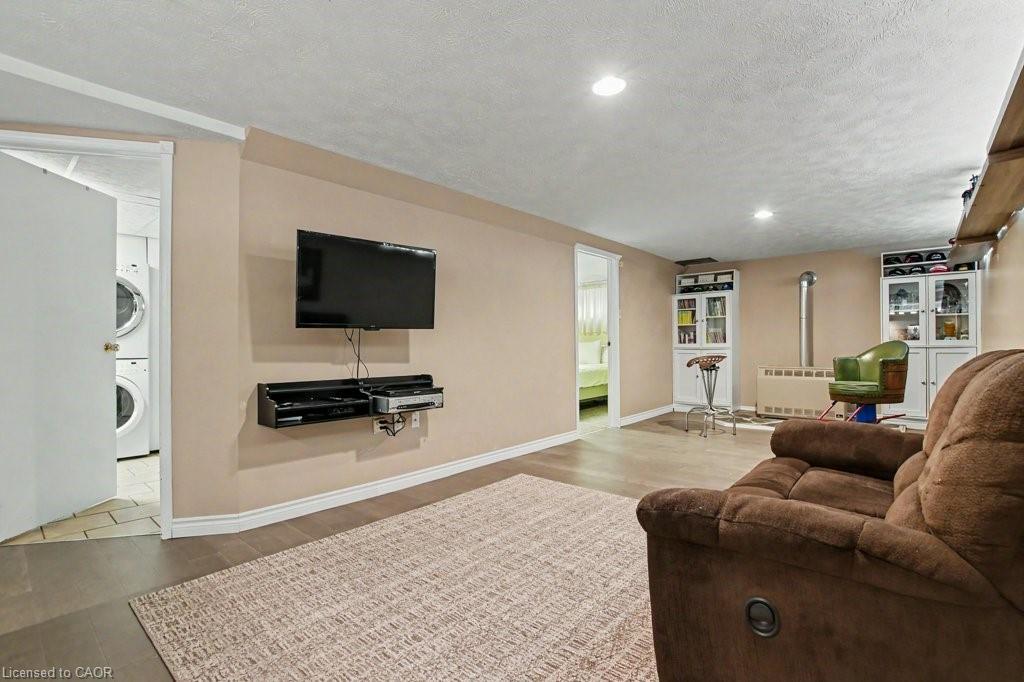 51 Schade Street Property Photo 27