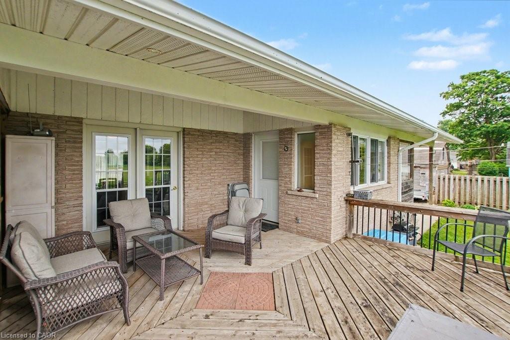 51 Schade Street Property Photo 35