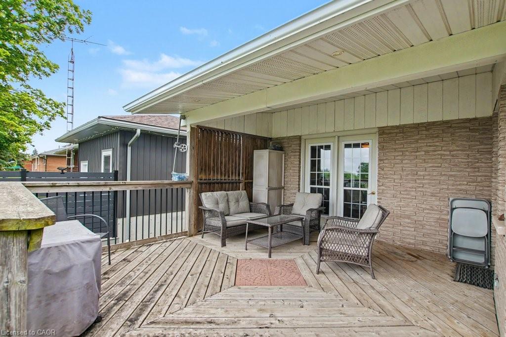 51 Schade Street Property Photo 36
