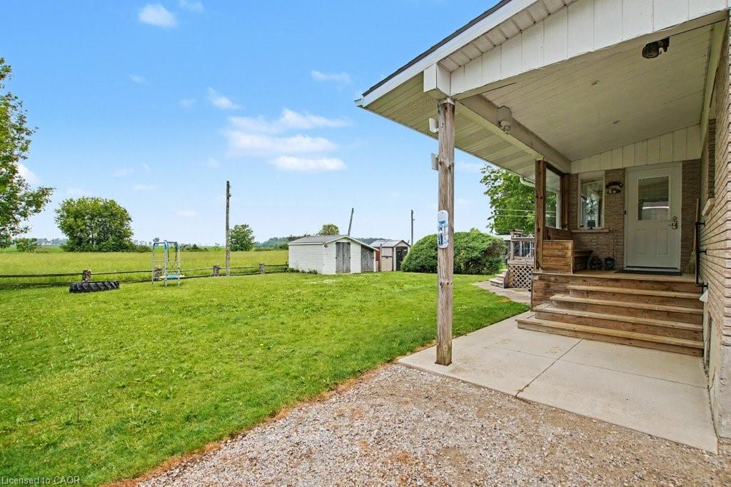 51 Schade Street Property Photo 38