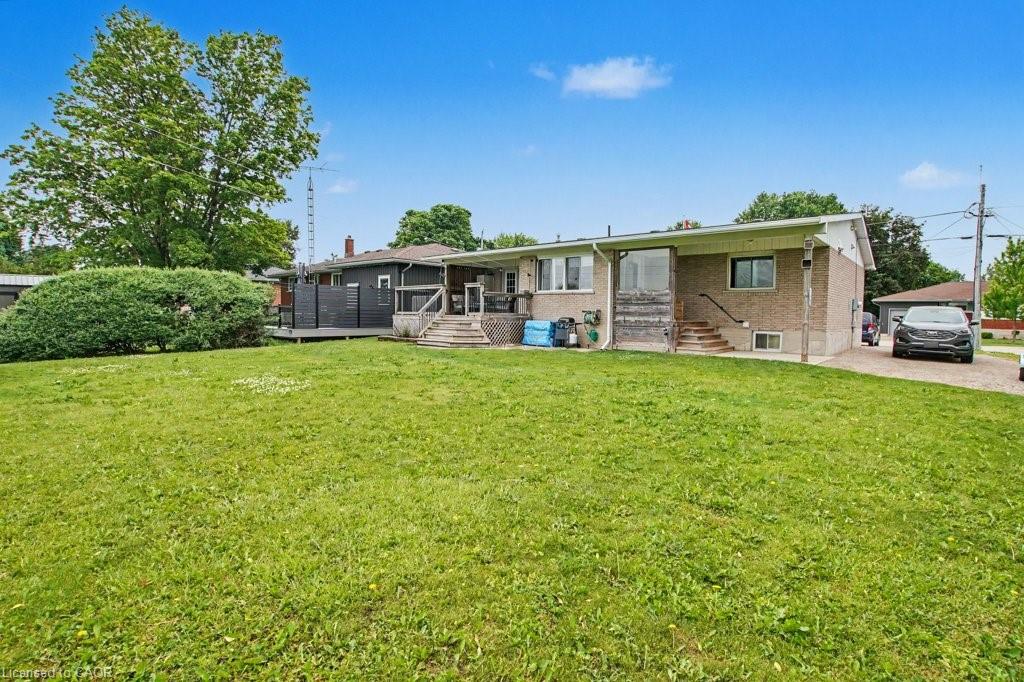 51 Schade Street Property Photo 40