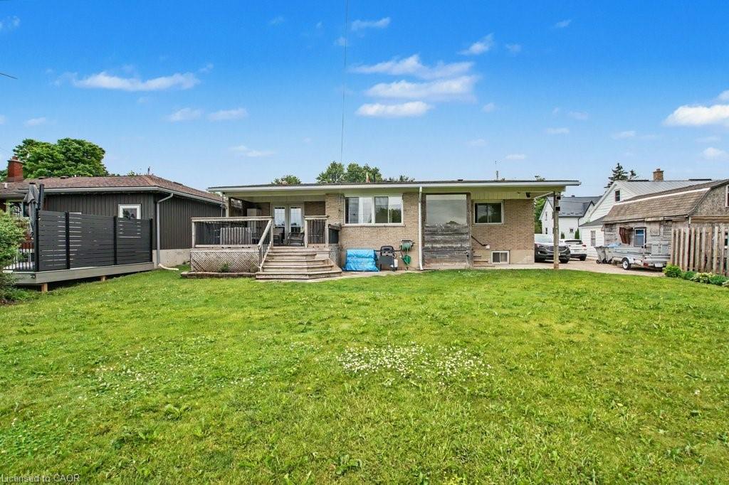 51 Schade Street Property Photo 41