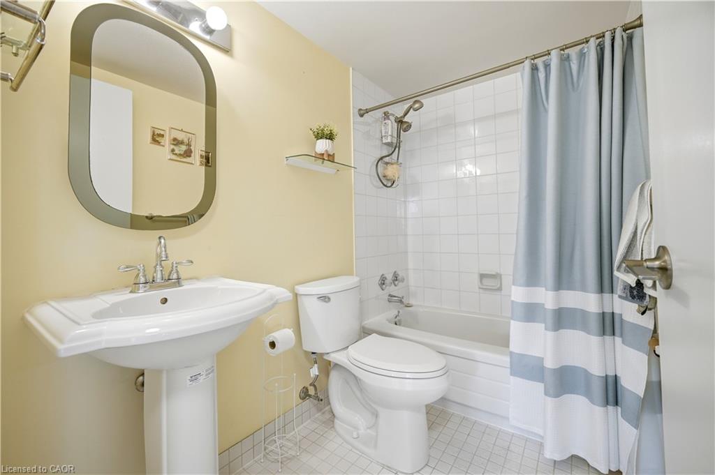 307-8 Lisa Street Property Photo 25