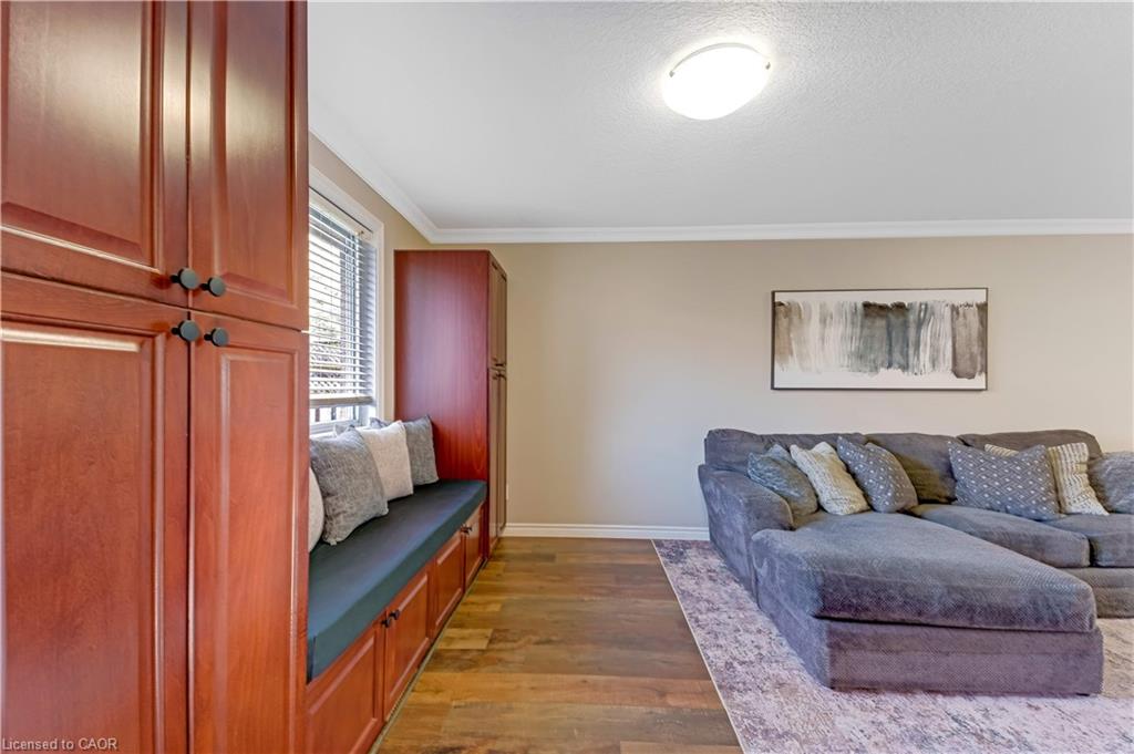99 Stanley Avenue Property Photo 10