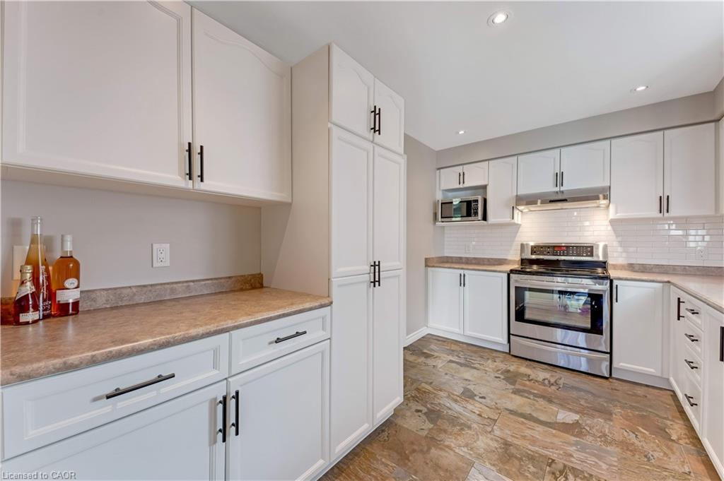 99 Stanley Avenue Property Photo 12