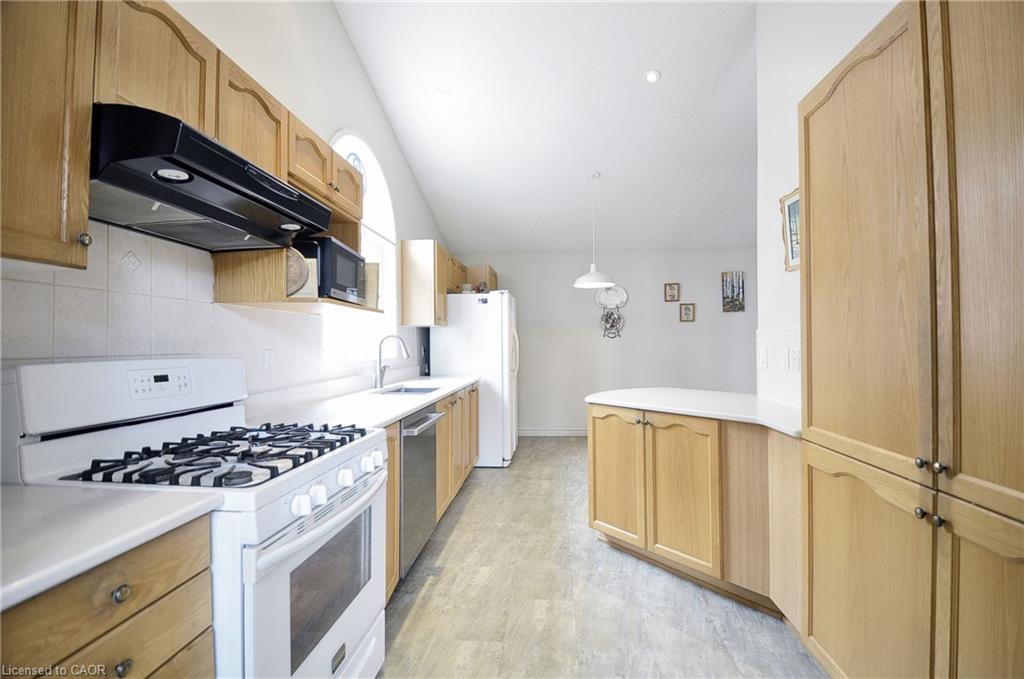 95 Drinkwater Drive Property Photo 8