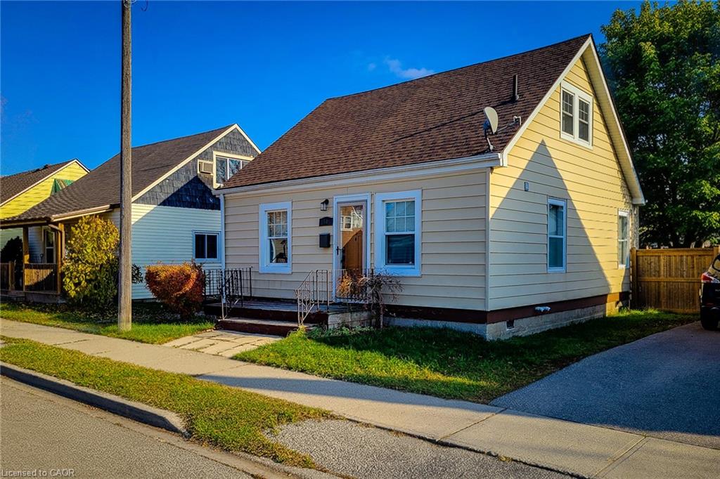 54 Eighth Avenue Property Photo 2