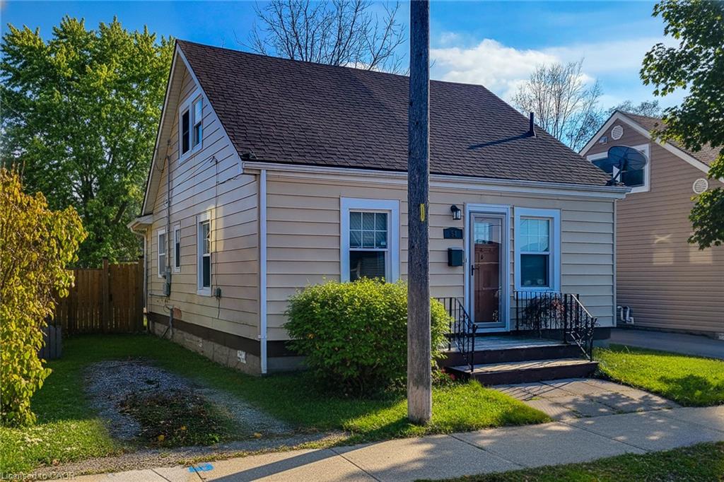 54 Eighth Avenue Property Photo 3
