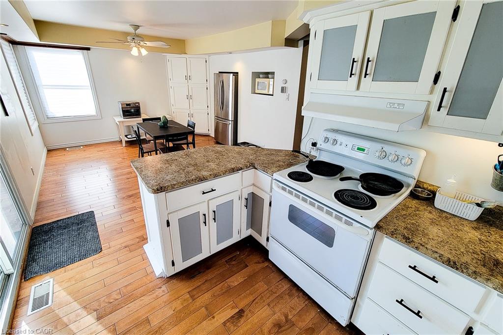 54 Eighth Avenue Property Photo 17