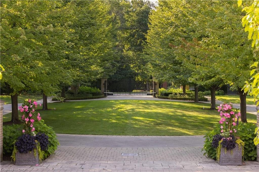 2054 Lakeshore Road E Property Photo 2