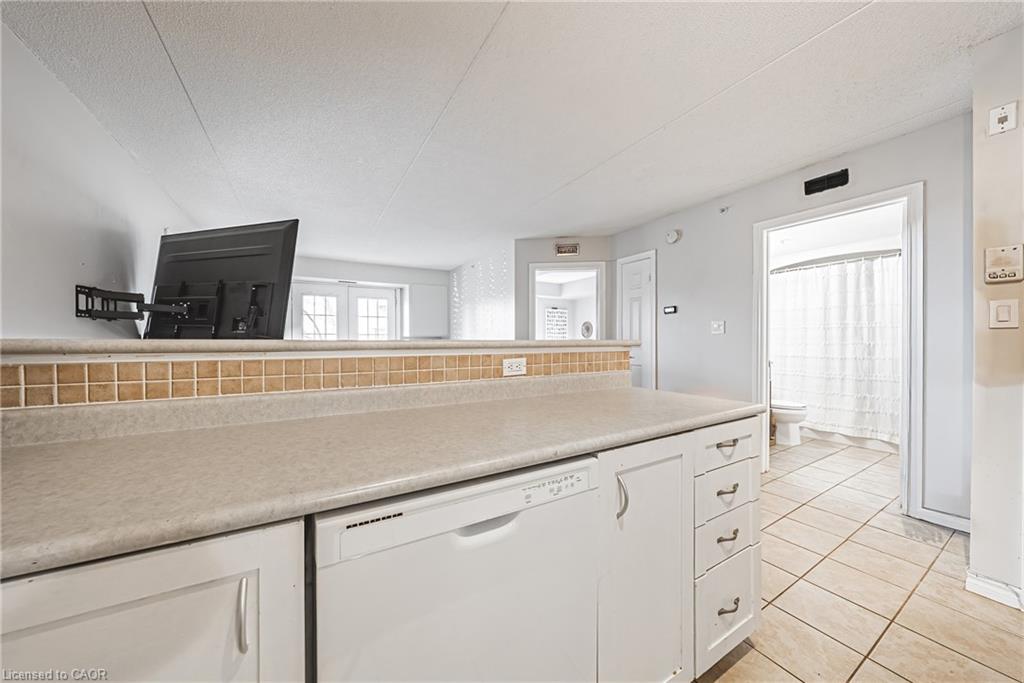 313-1451 Walkers Line Property Photo 9