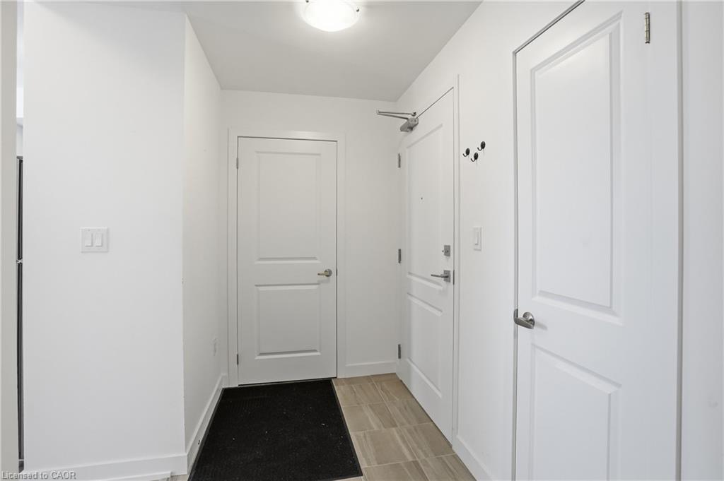 1008-460 Dundas Street E Property Photo 4