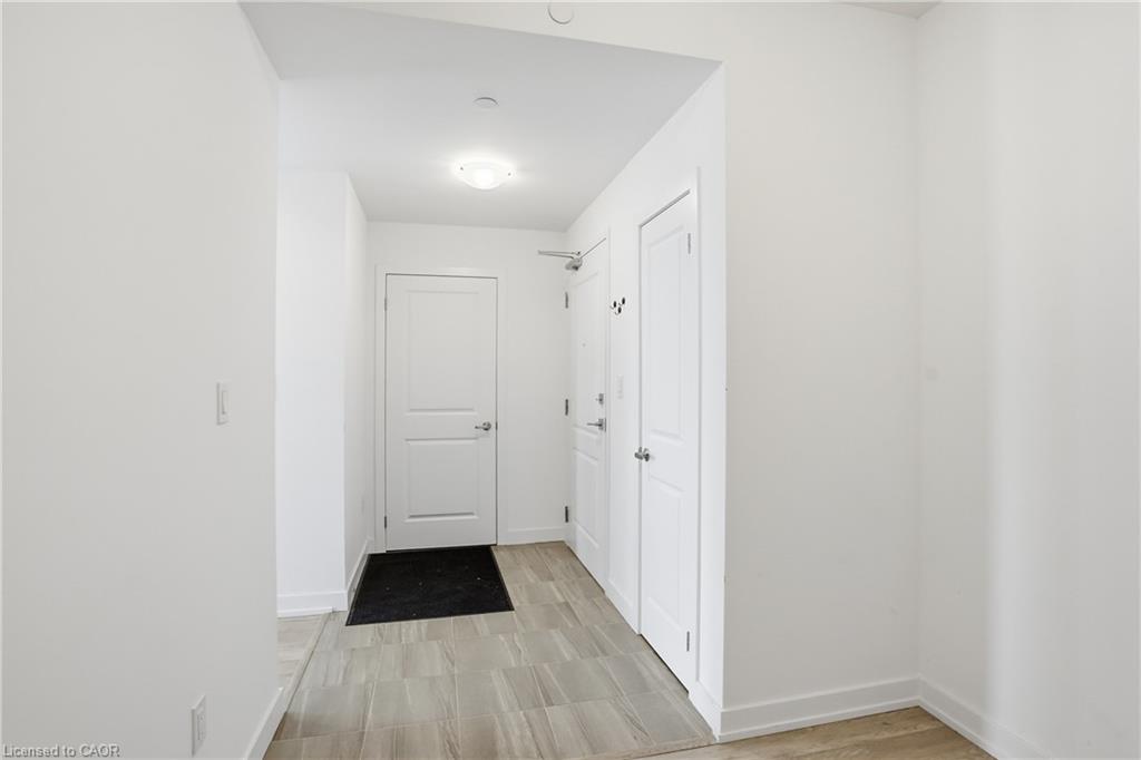 1008-460 Dundas Street E Property Photo 7