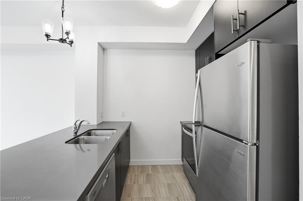 1008-460 Dundas Street E Property Photo 9