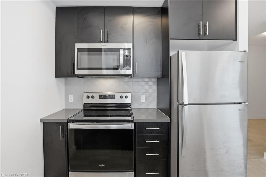 1008-460 Dundas Street E Property Photo 11