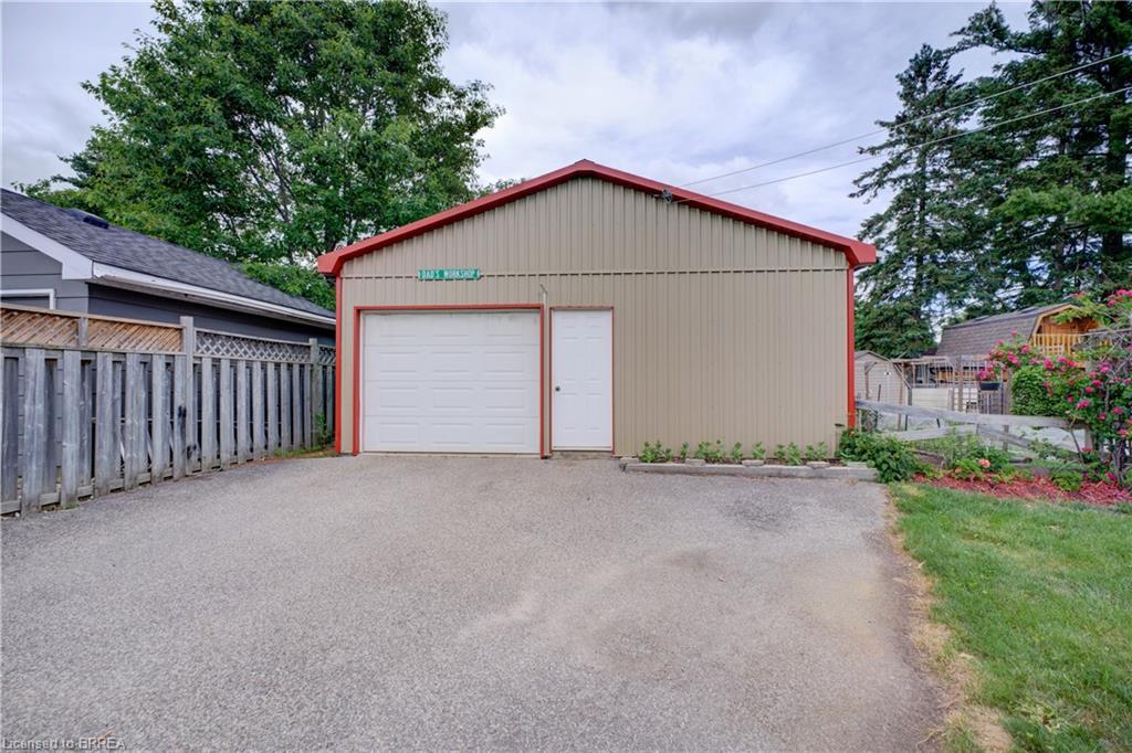 83 Evelyn Street Property Photo 40