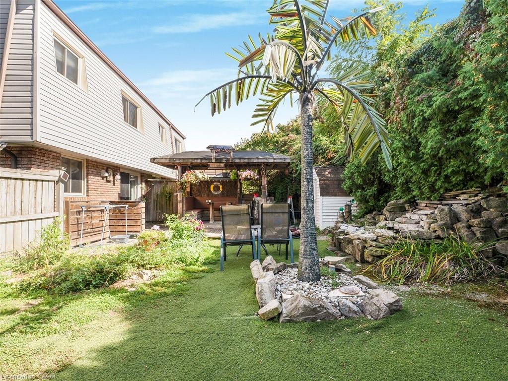 40 Yeoville Court Property Photo 9