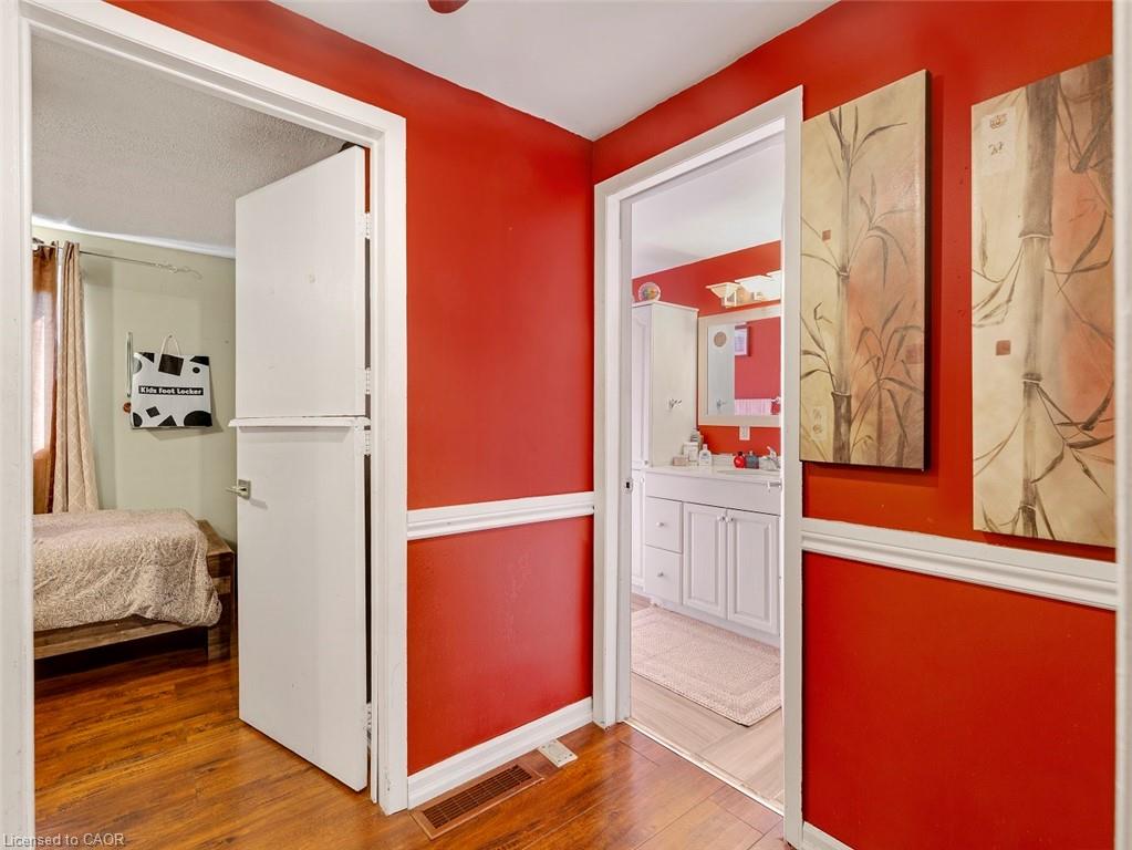 40 Yeoville Court Property Photo 32