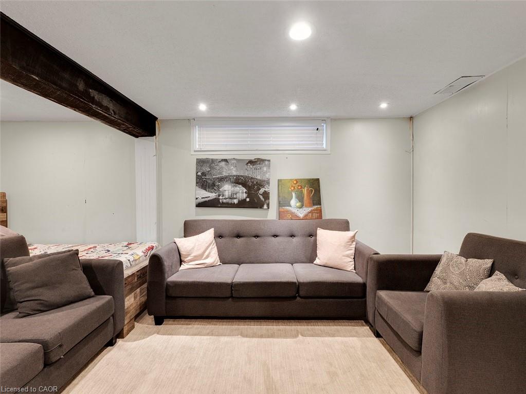 40 Yeoville Court Property Photo 44