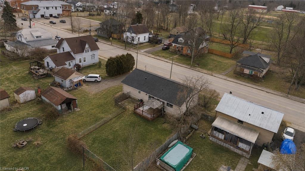 12 Main Street W Property Photo 33