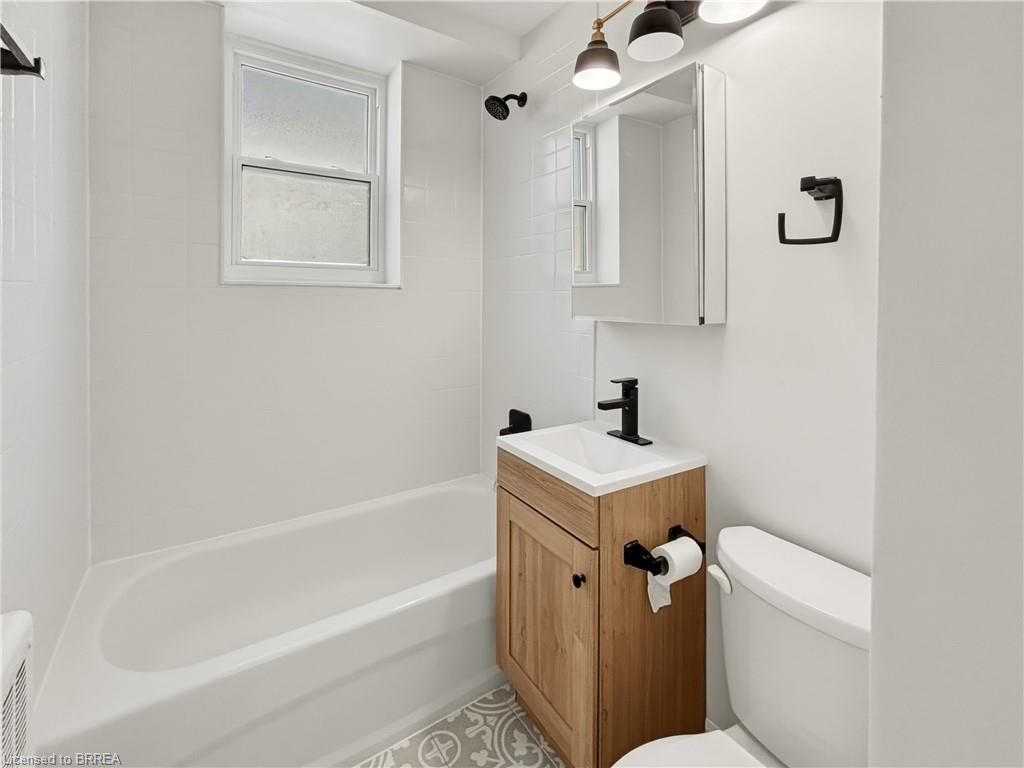 1-11 Sheridan Street Property Photo 8