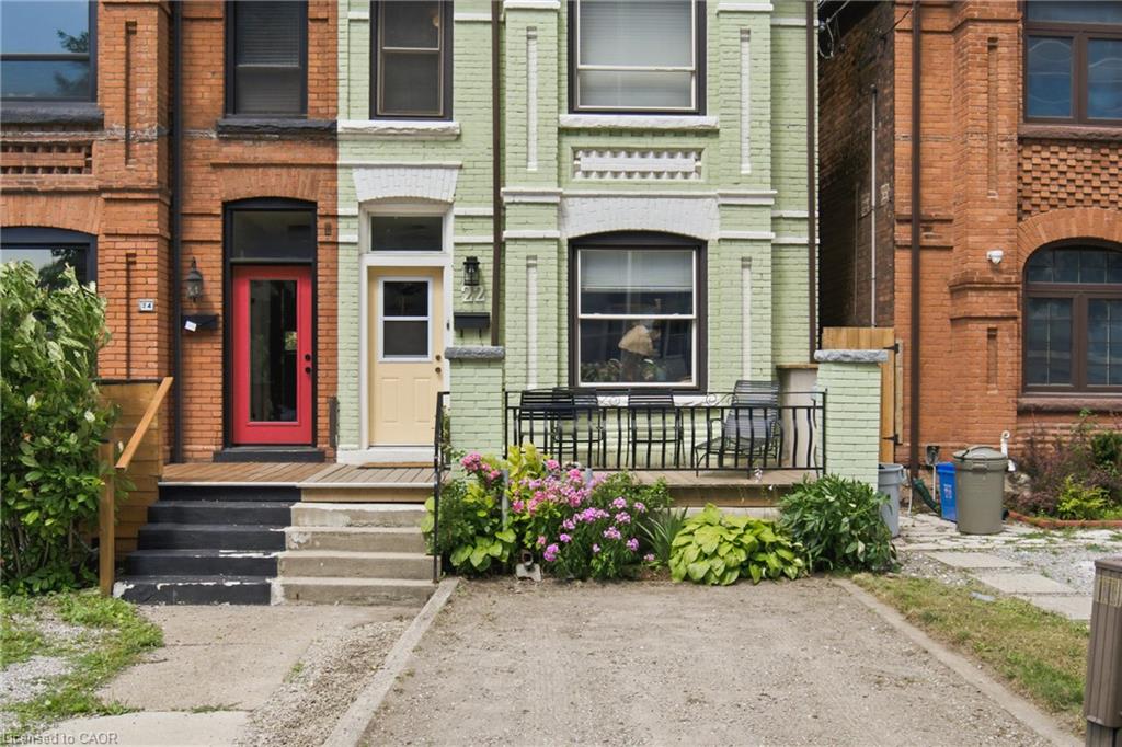 22 Spring Street Property Photo 3