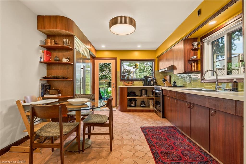 22 Spring Street Property Photo 17