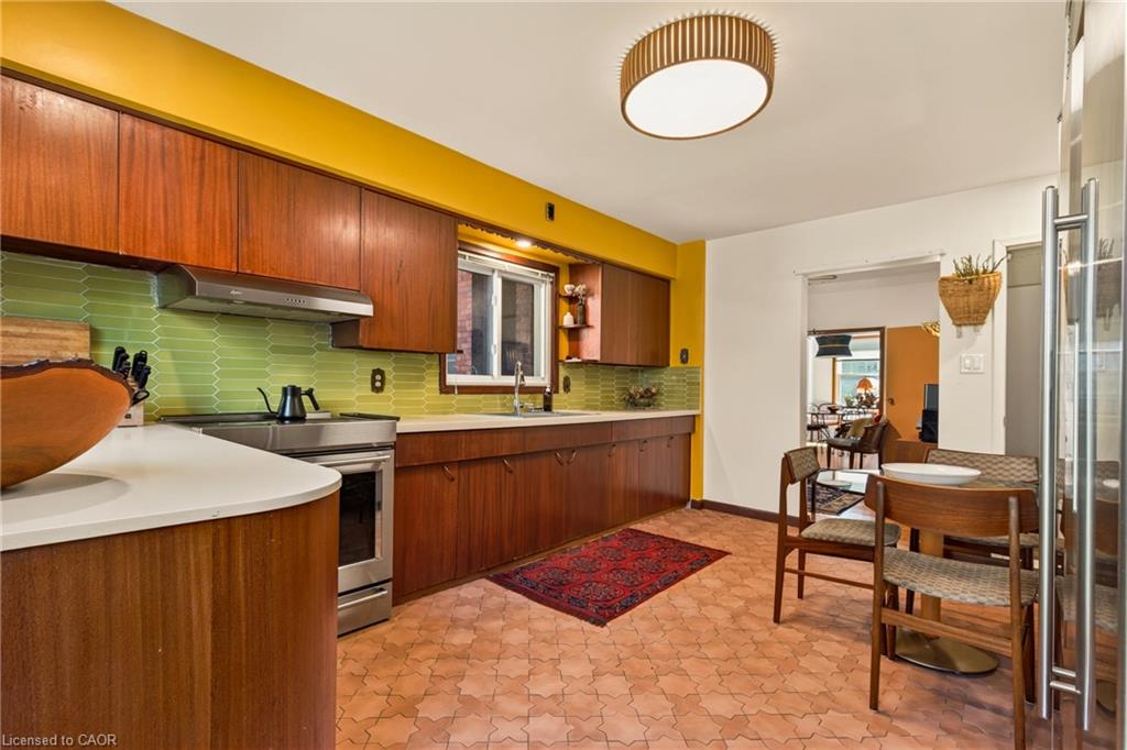 22 Spring Street Property Photo 20