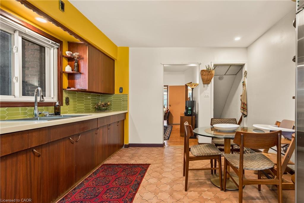 22 Spring Street Property Photo 21