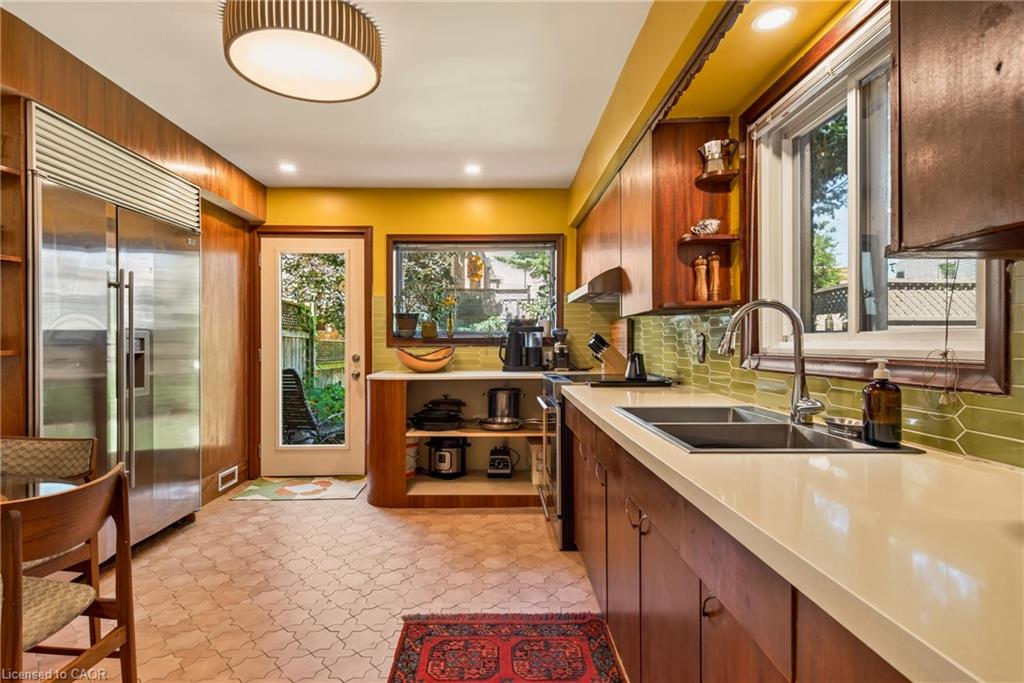 22 Spring Street Property Photo 24