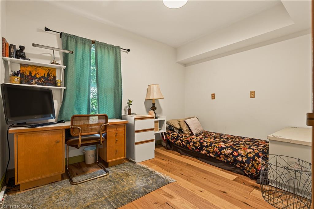 22 Spring Street Property Photo 29