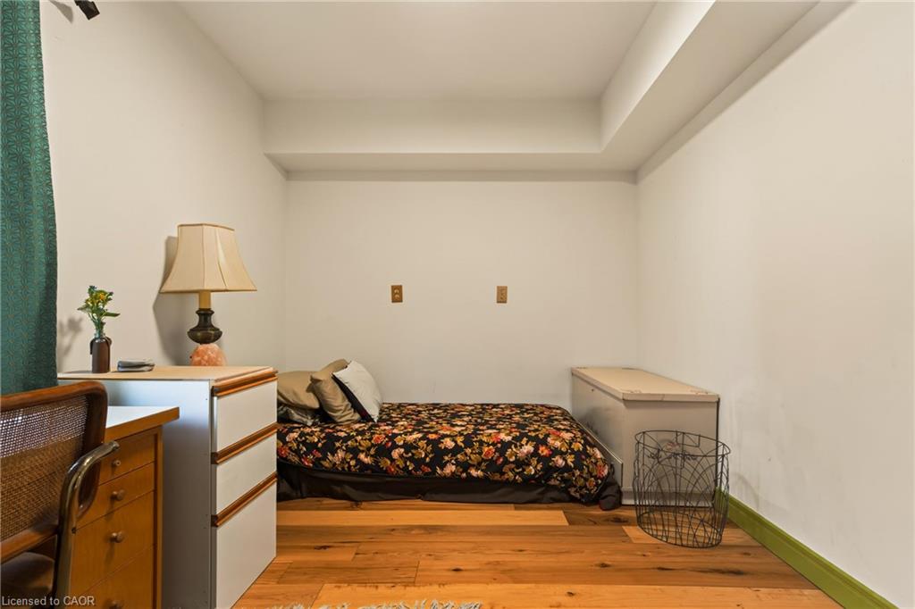 22 Spring Street Property Photo 30