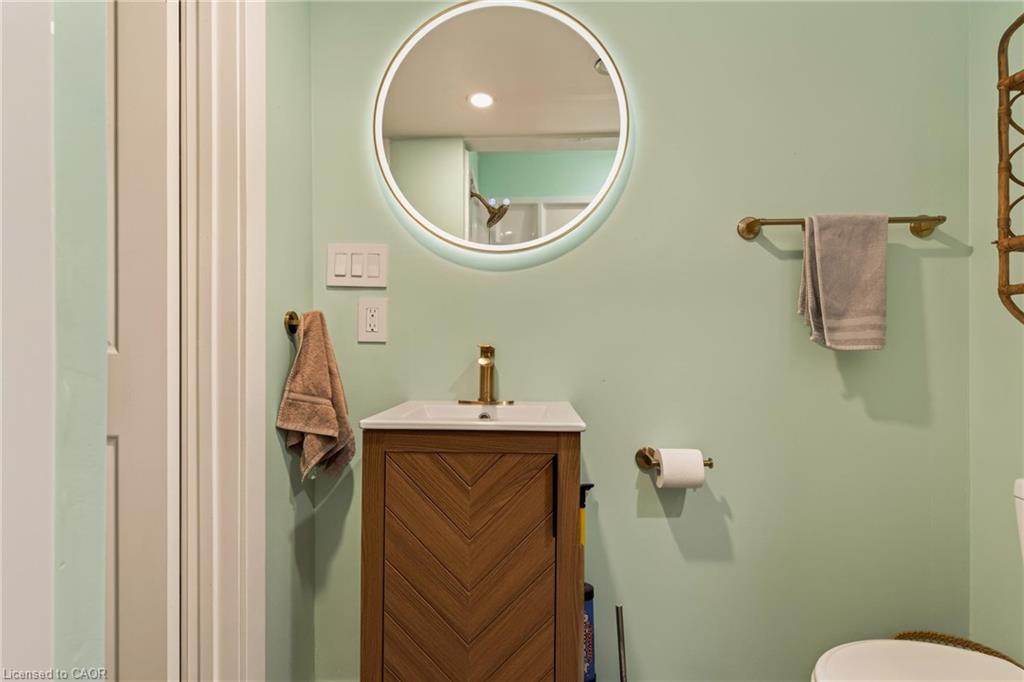 22 Spring Street Property Photo 40