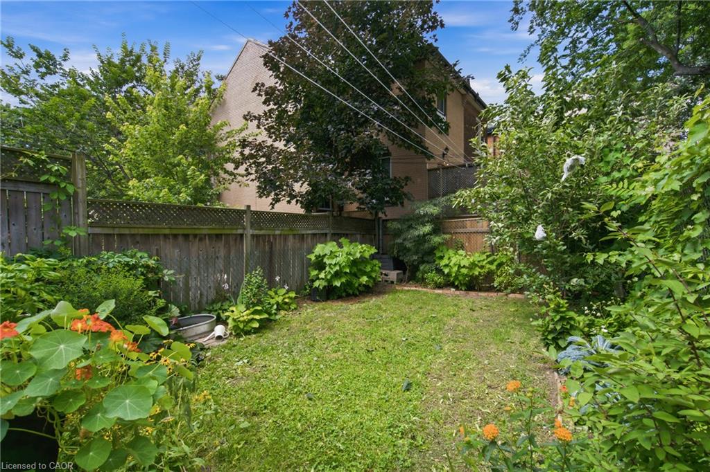 22 Spring Street Property Photo 46