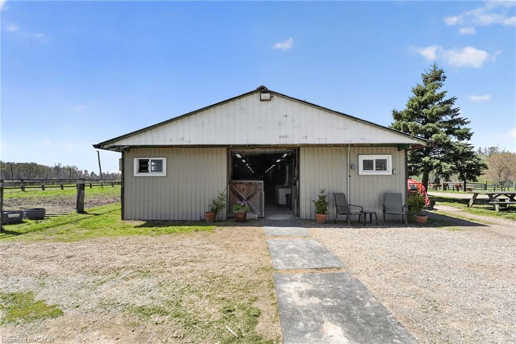 311 Brant County Road 22 Property Photo 10