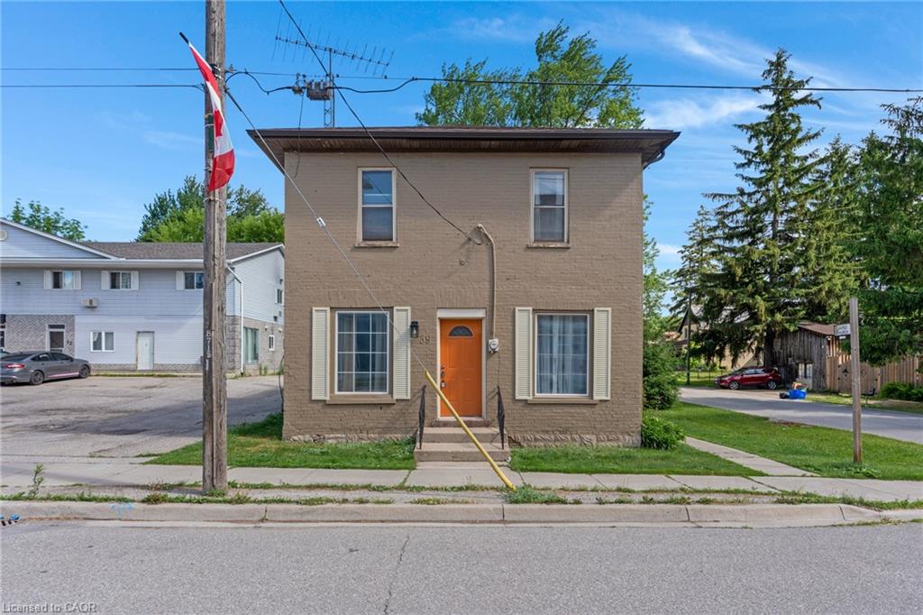 39 Albert Street W Property Photo 2