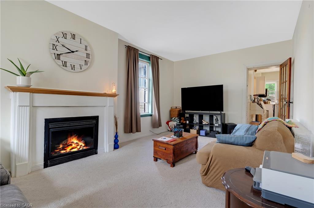 39 Albert Street W Property Photo 10