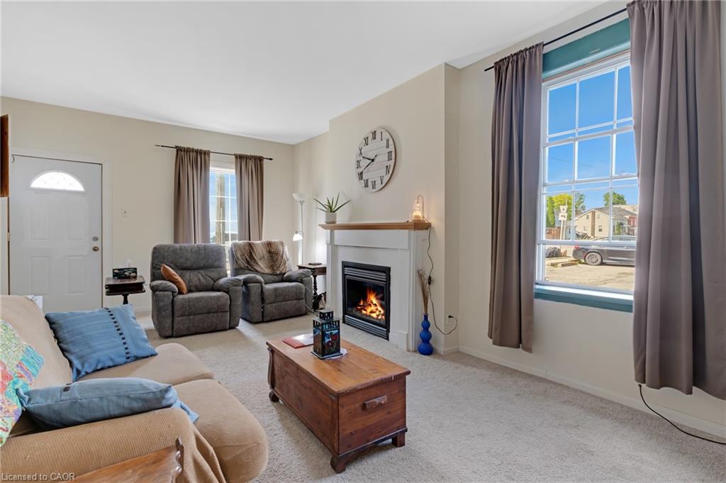 39 Albert Street W Property Photo 11