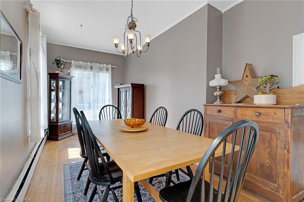 39 Albert Street W Property Photo 17
