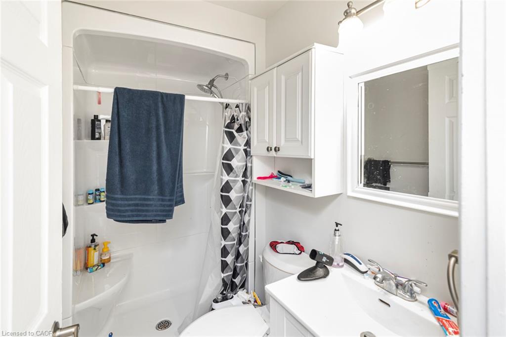 116-118 Lock Street E Property Photo 21