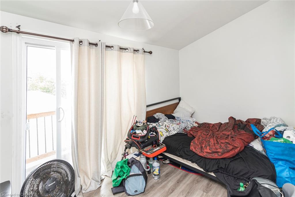 116-118 Lock Street E Property Photo 23
