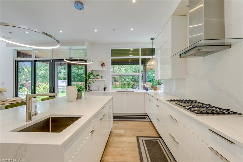 2104 Devon Road Property Photo 13