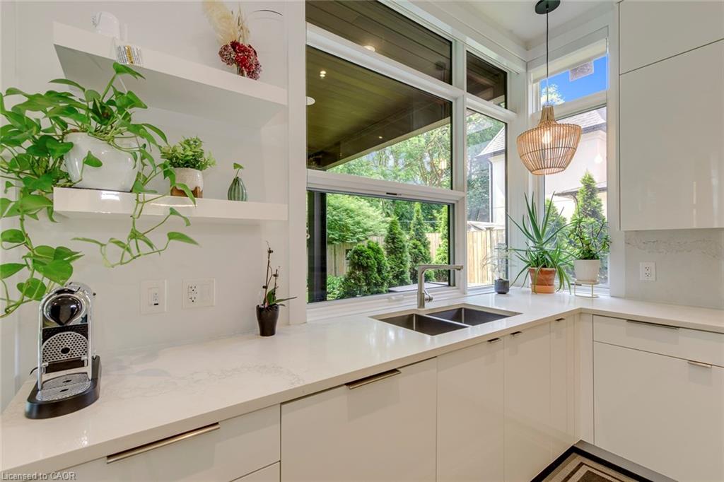 2104 Devon Road Property Photo 14