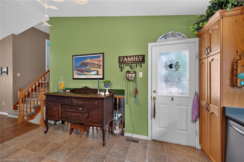 64 Caledonia Avenue Property Photo 14