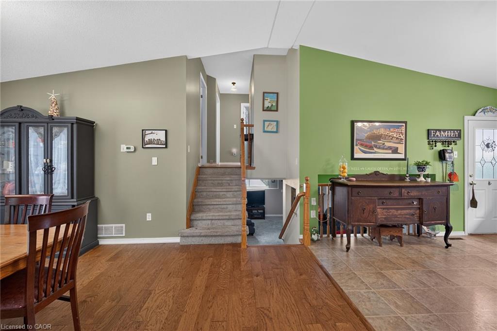 64 Caledonia Avenue Property Photo 16