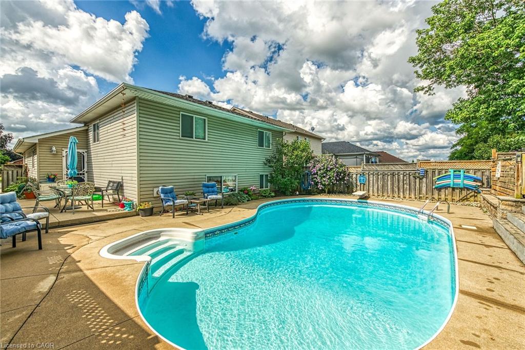 64 Caledonia Avenue Property Photo 32